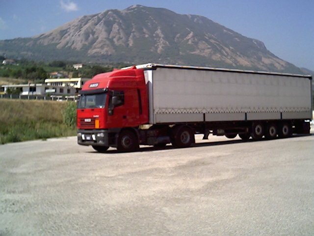 Piazzale Autoarticolato 